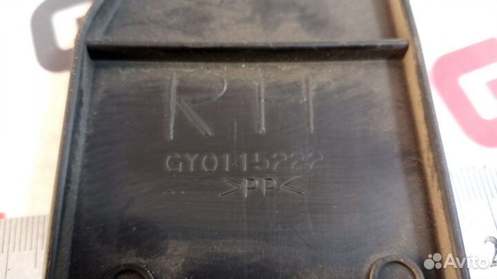 Дефлектор радиатора LW R б/у