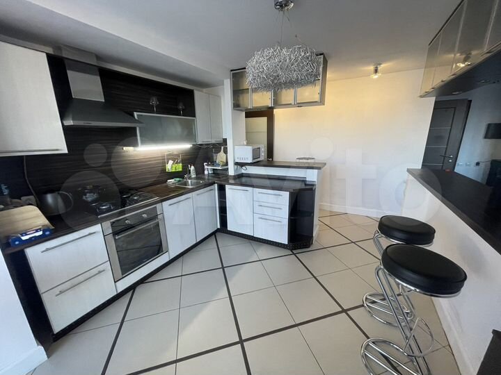 2-к. квартира, 60,3 м², 9/9 эт.