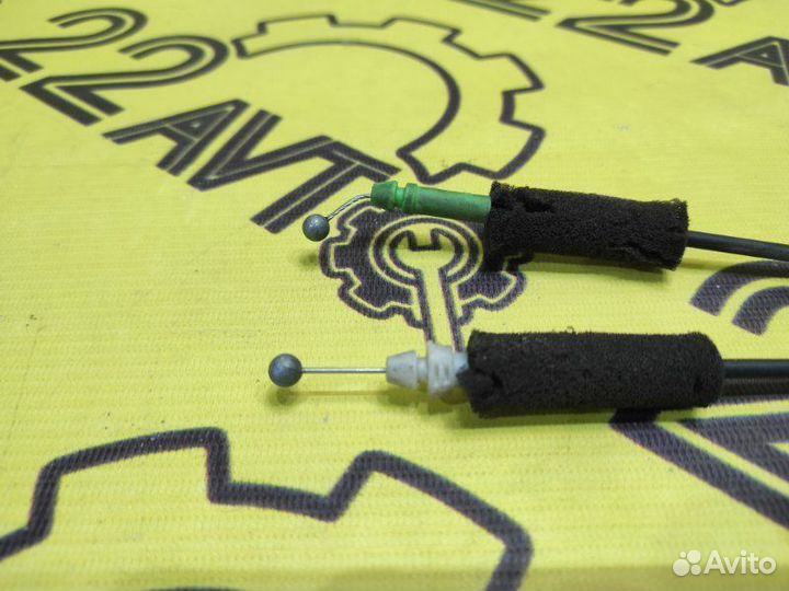 Замок двери передний левый Toyota Camry ACV40