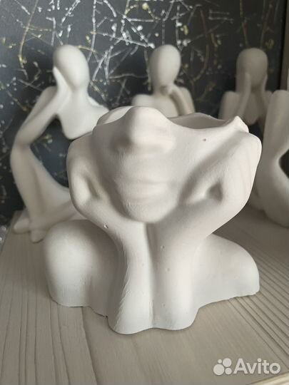 Сувениры фигурки