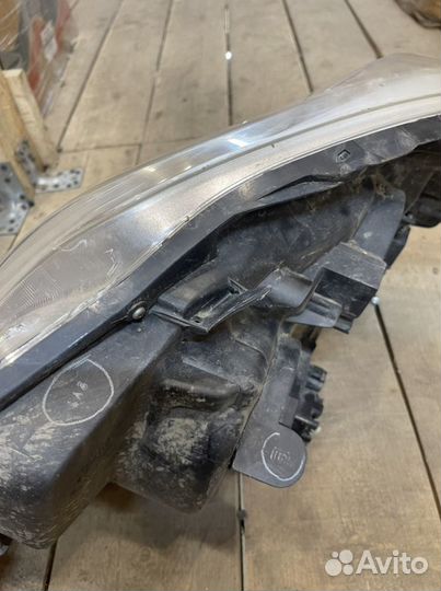 Фара с дефектами Toyota land cruiser Prado 150