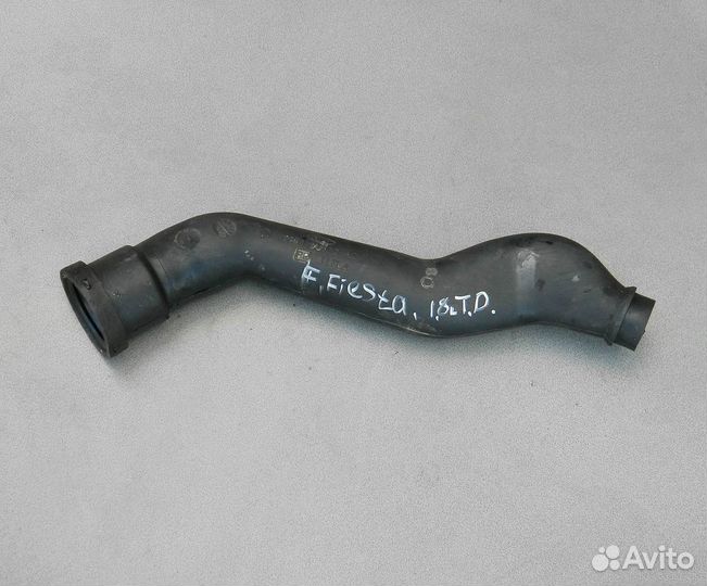 Патрубок воздушного фильтра Ford Fiesta 4 1.8TD