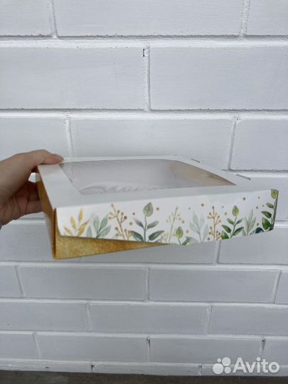 Подарочная коробка упаковка