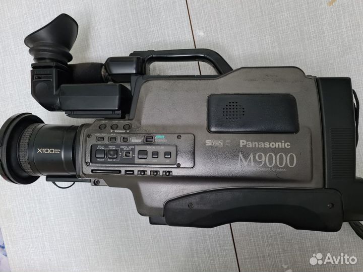 VHS камера Panasonic M9000