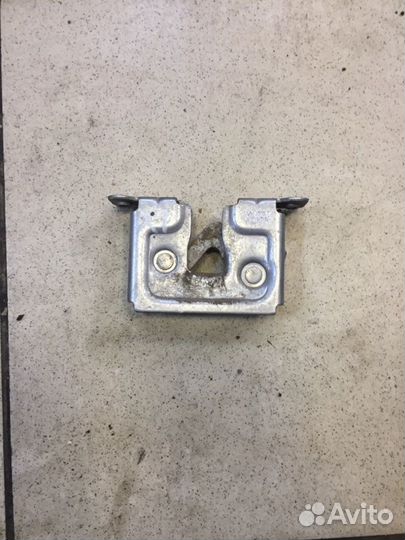 Замок капота Bmw X1 E84