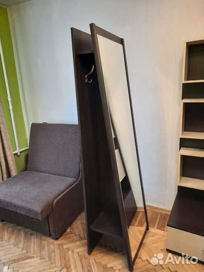 Зеркало напольное