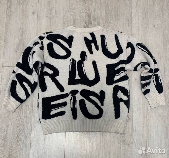 Свитер теплый