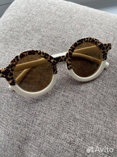 Детские солнечные очки