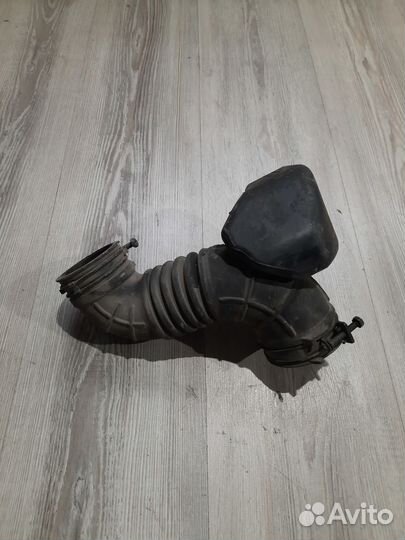 Патрубок воздушного фильтра Kia RIO 3