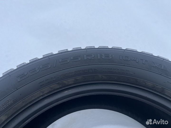 Nokian Tyres Hakkapeliitta 8 SUV 235/55 R18 104T