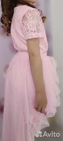 Нарядное платье для девочки 128