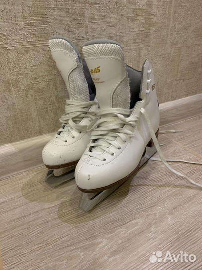 Коньки фигурные
