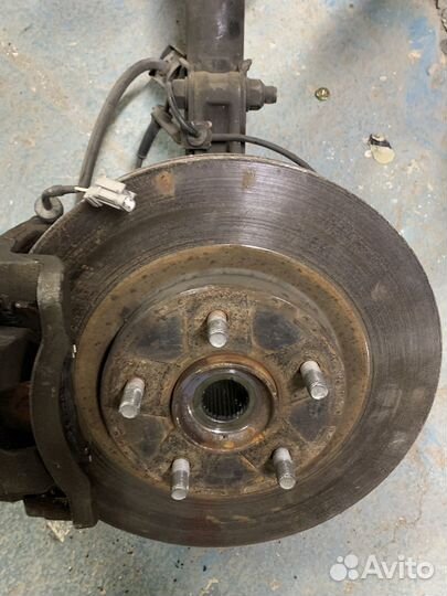 Стойка амортизатора x-trail t31