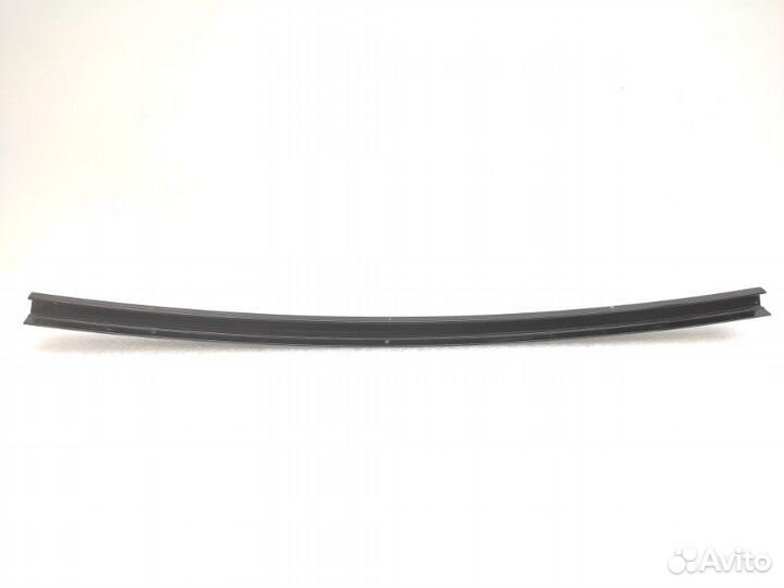 Молдинг стекла задний правый Bmw X5 E70 2010