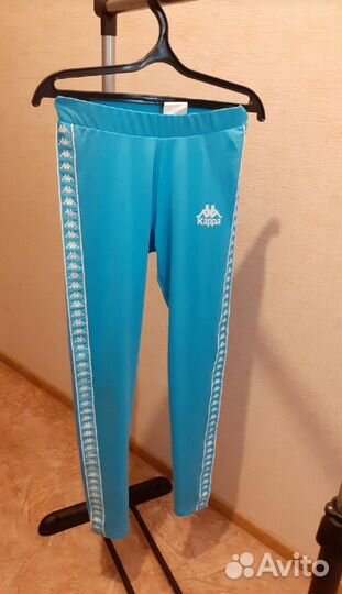 Спортивный костюм женский