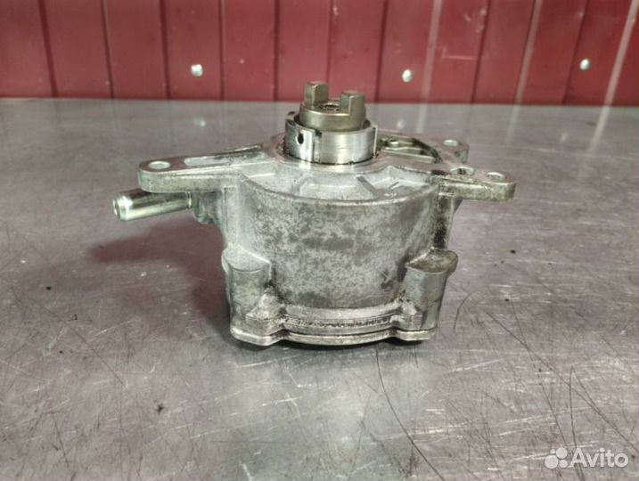 Насос вакуумный Mercedes Cls C218 OM642 3.0 CDI