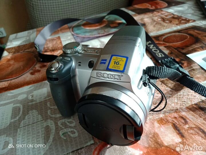 Sony DSC-H2