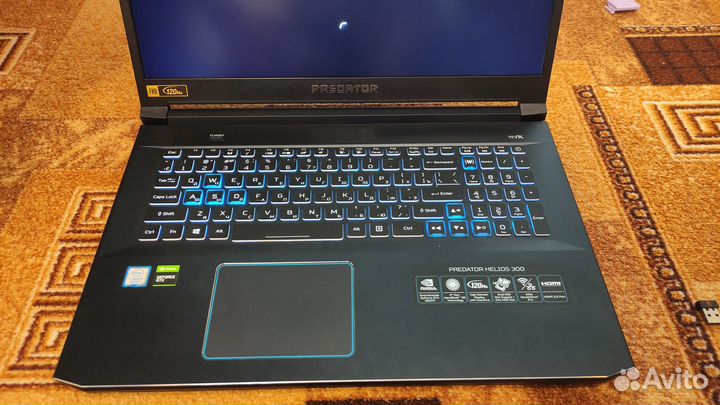 Игровой ноутбук Acer Predator Helios 300 17.3