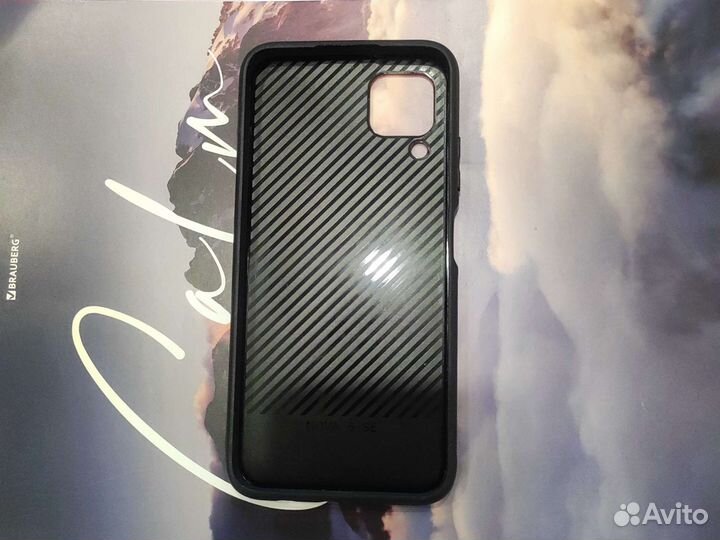 Чехлы на телефон