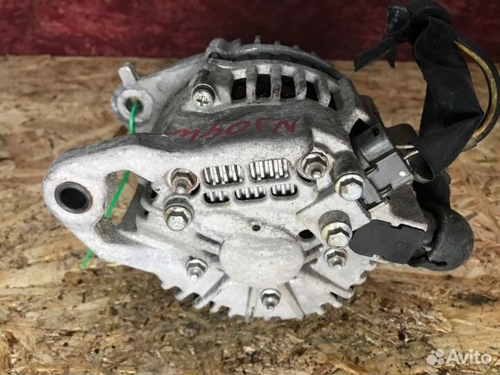 Генератор Nissan Terrano 2 ZD30 - 3.0 дизель (б/у)