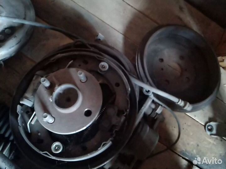 Вакуум с главным тормозным toyota sienta