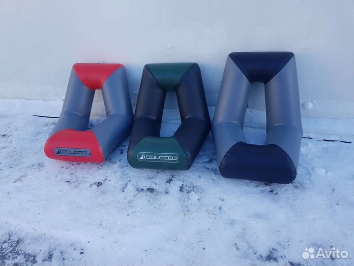 Надувное кресло в лодку