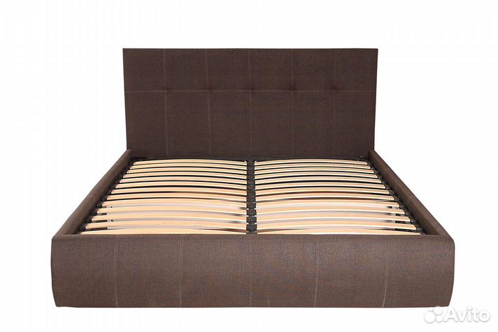 Кровать двухспальная с матрасом 180х200