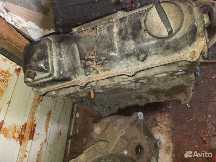 Двигатель PassatB3 1,6л