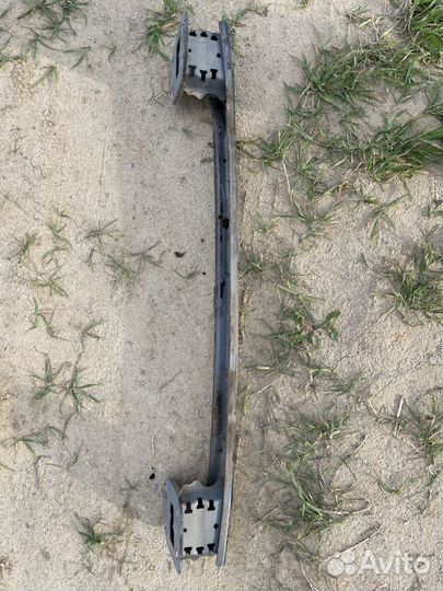 Усилитель заднего бампера Honda Accord 8