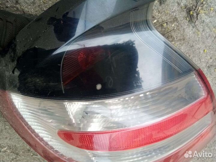 Фонарь задний Mercedes Benz C200 W203