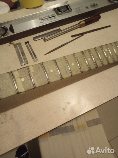 Ремонт гитар,Замена ладов на электрогитаре