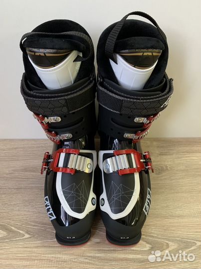 Горнолыжные ботинки Atomic