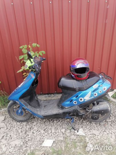 Скутер Honda Dio
