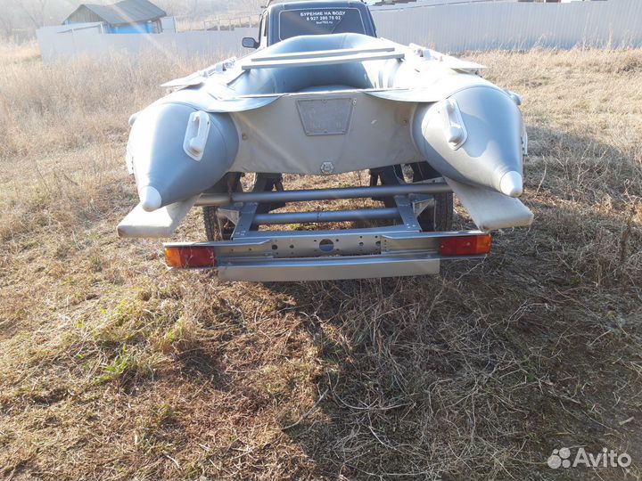 Лодка пвх Гладиатор, с мотором 9,9