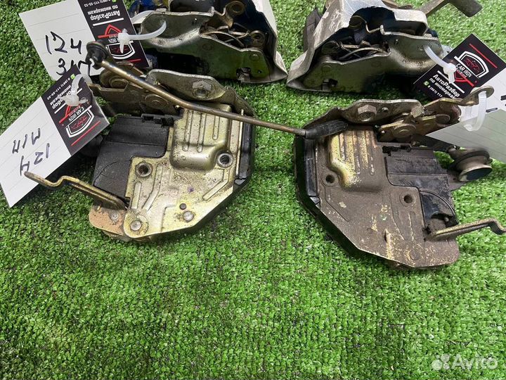 Замок двери передний задний L R W124 Mercedes