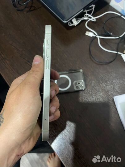 iPhone 12, 256 ГБ