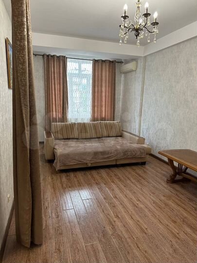 2-к. квартира, 80 м², 2/7 эт.