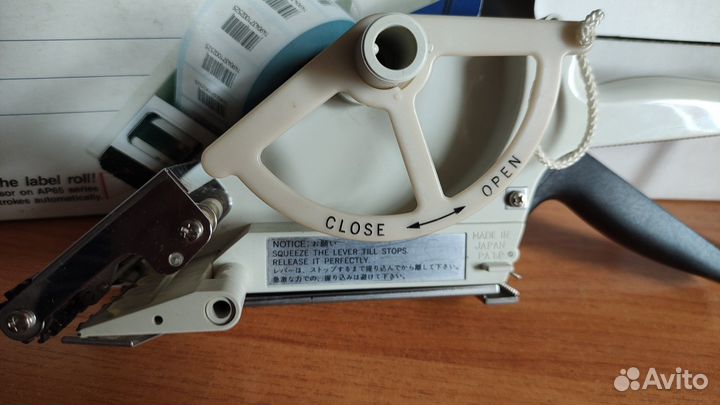 Ручной аппликатор этикеток Towa AP65-60 (APN-60)