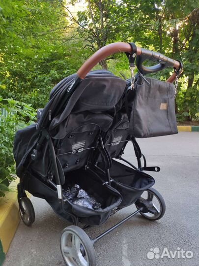 Прогулочная коляска для двойни