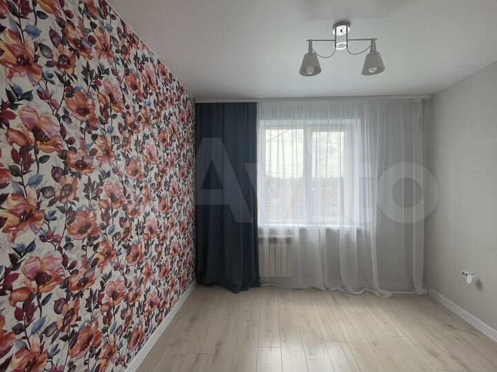2-к. квартира, 54 м², 10/10 эт.