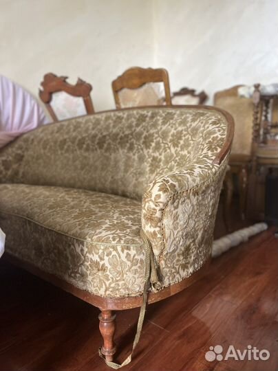 Антикварная мебель