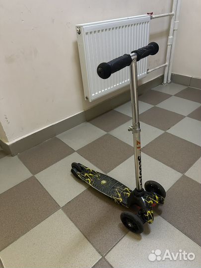 Детская машинка каталка bmw