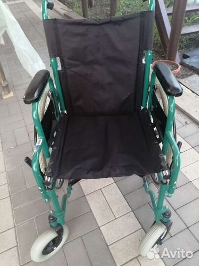 Инвалидная коляска