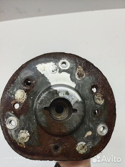 Пыльник переднего амортизатора