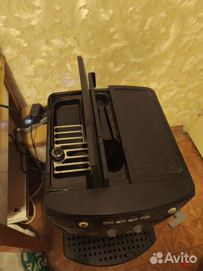 Кофемашина Delonghi esam 2600