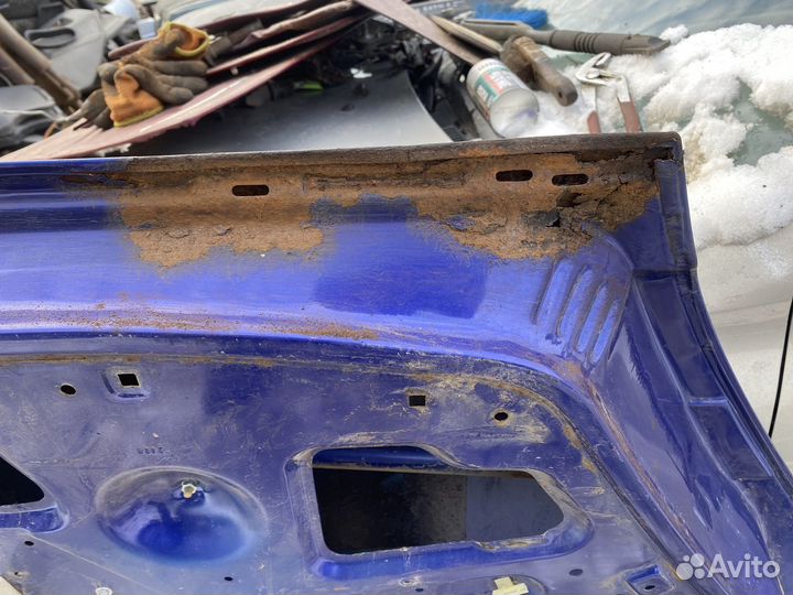 Задняя левая дверь приора 1