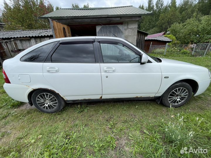 LADA Priora 1.6 МТ, 2012, битый, 160 869 км