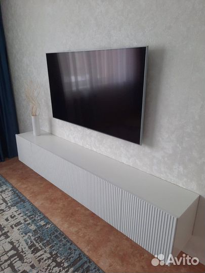 Подвесная тумба под тв