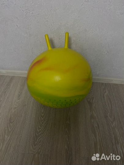 Мяч попрыгун