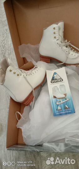 Фигурные коньки jackson